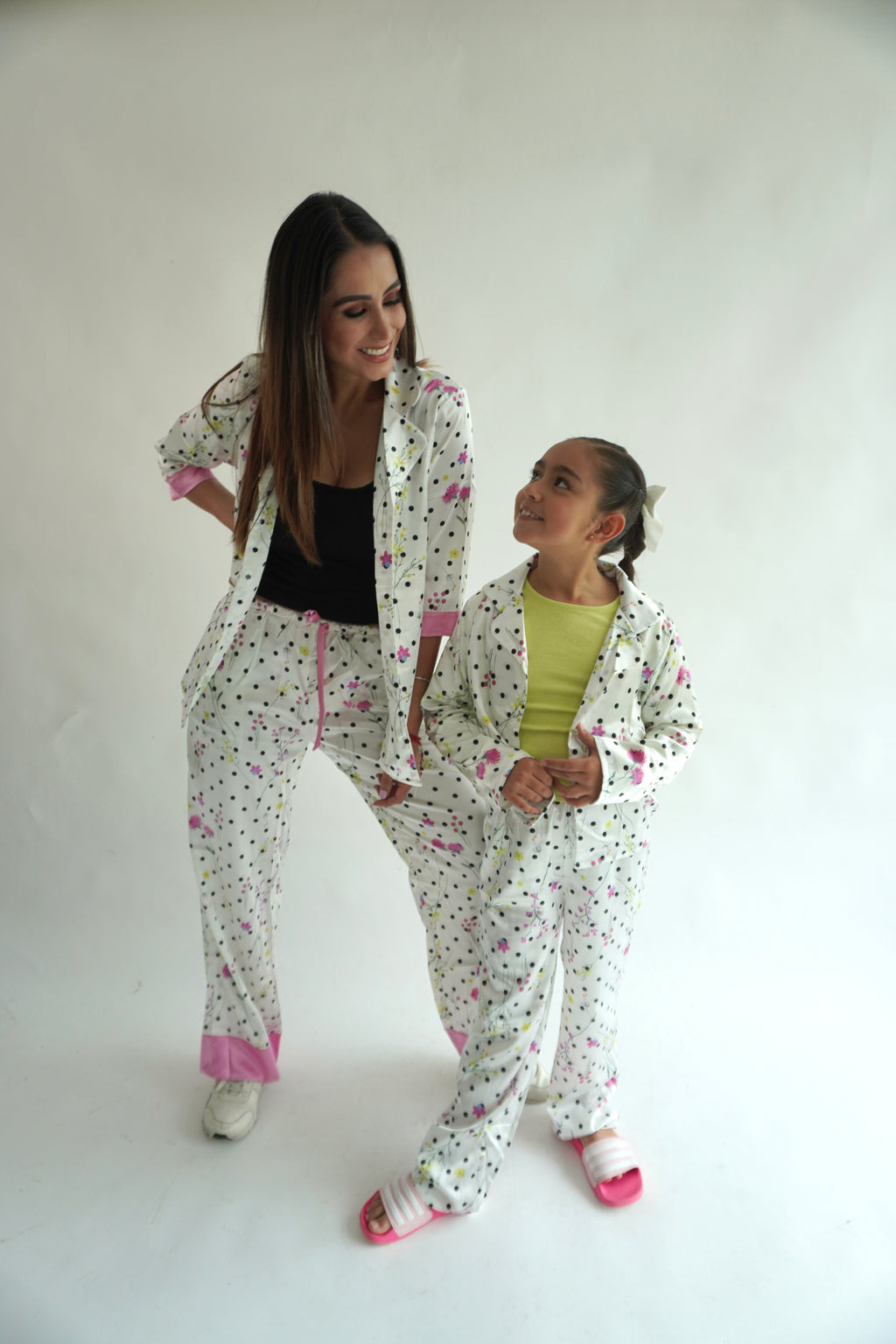 Lunares Niña Pantalón y Manga Larga