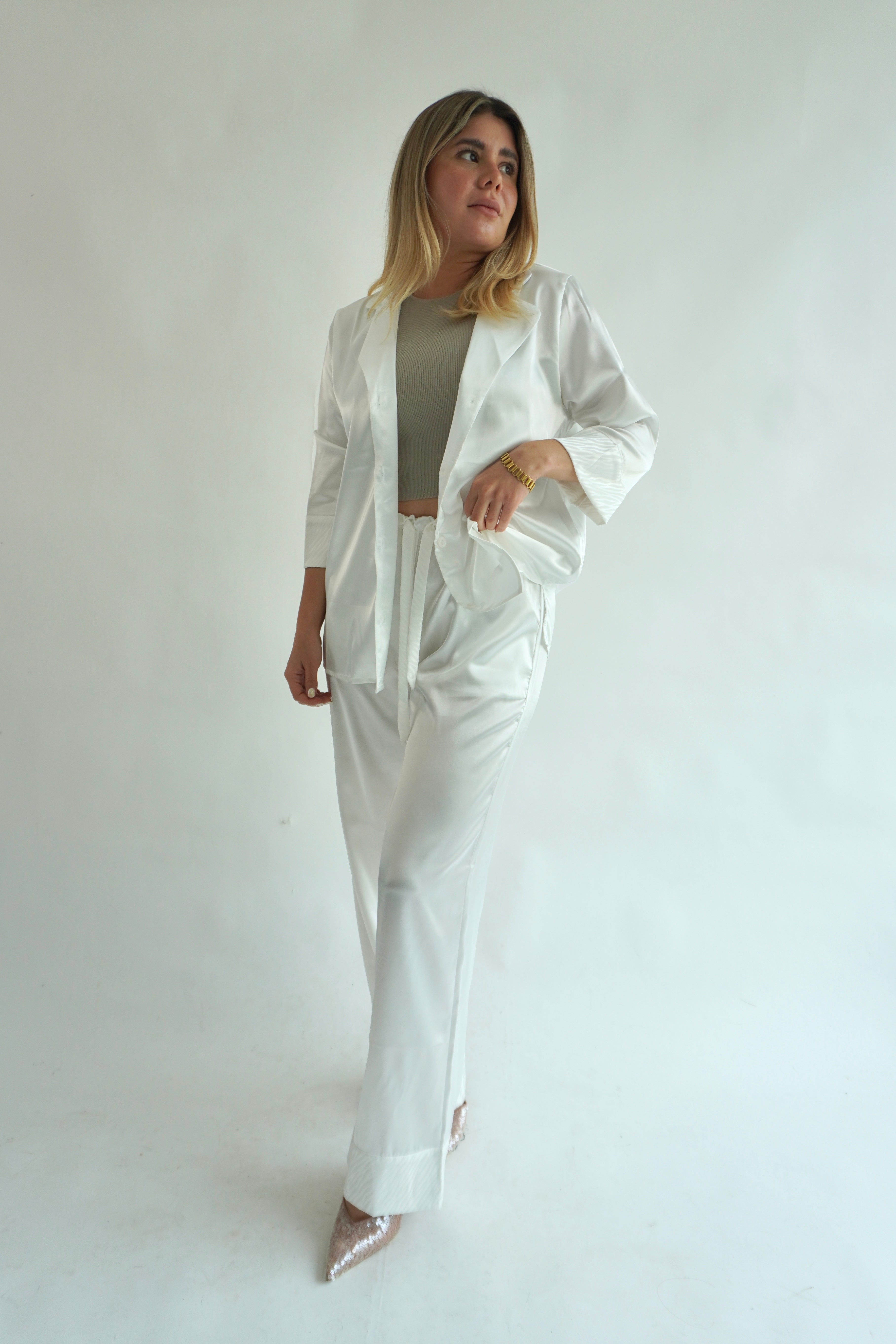 Blanca Pantalón y Manga 3/4