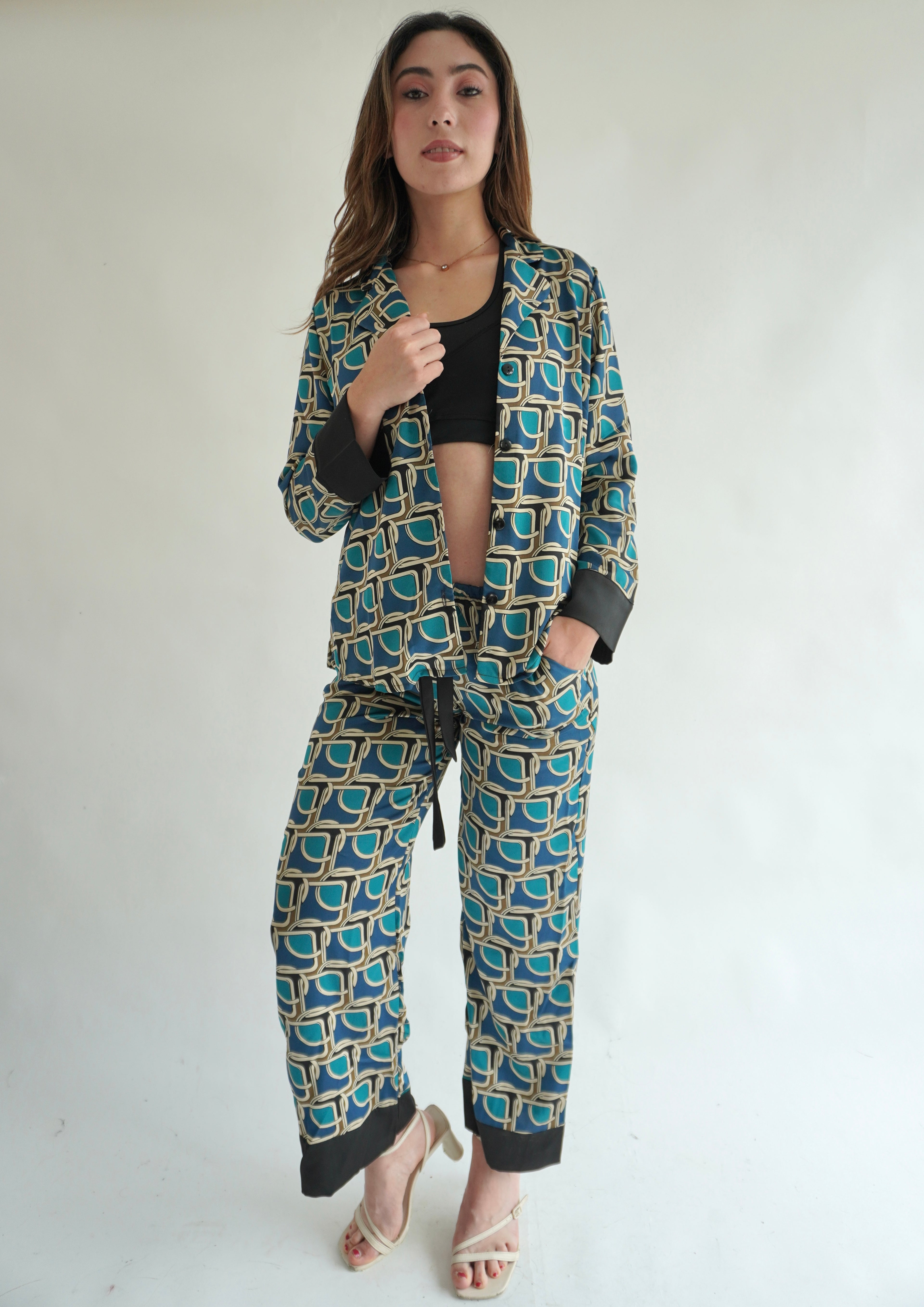 Eslabon Aqua Pantalón y Manga Larga