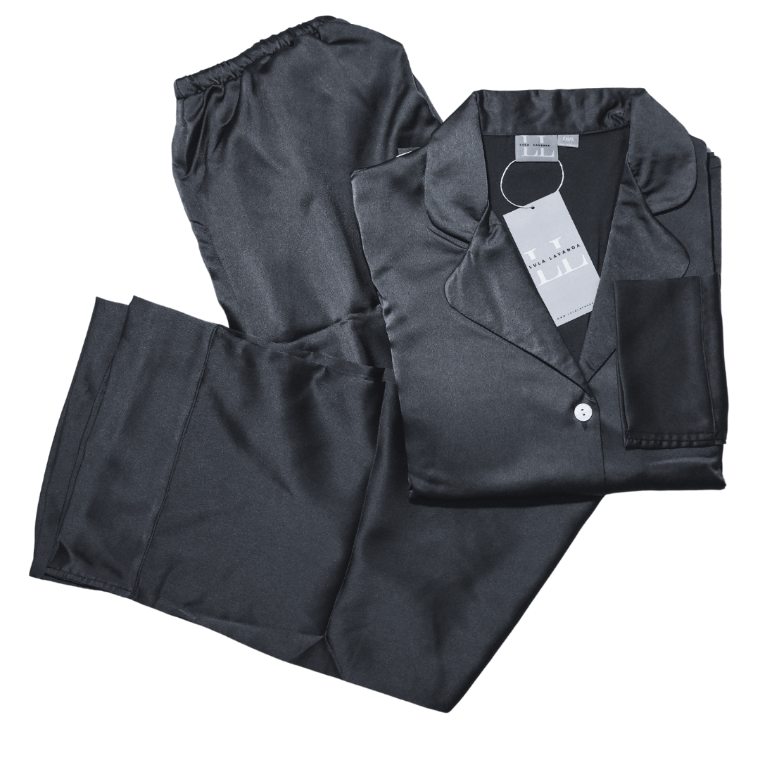 Negra Short con Manga Corta