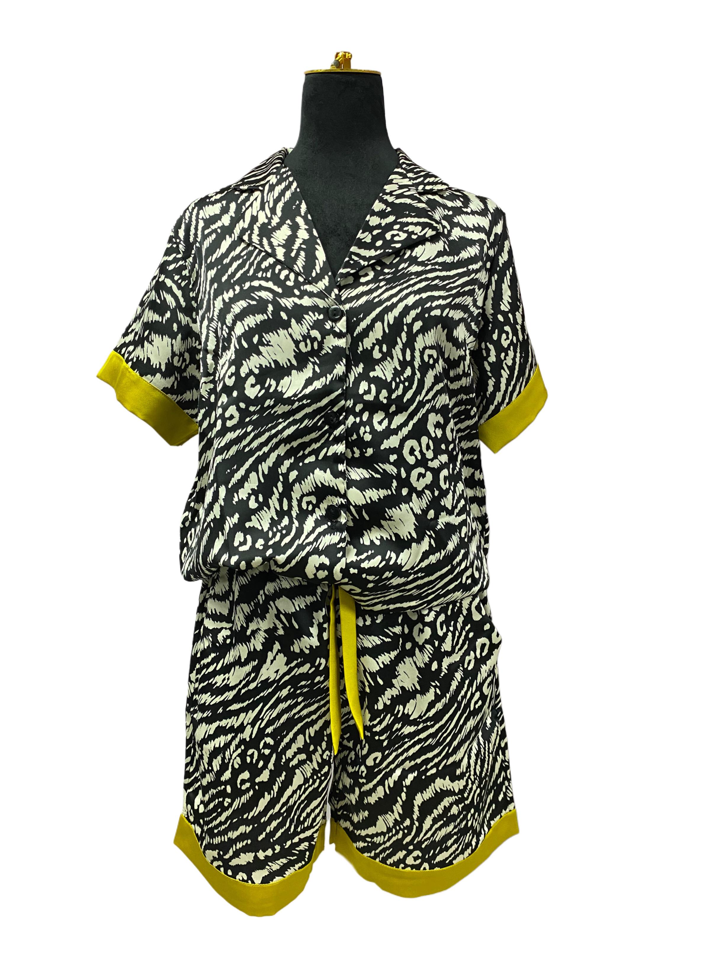 Cebra con Mostaza Short con Manga Corta