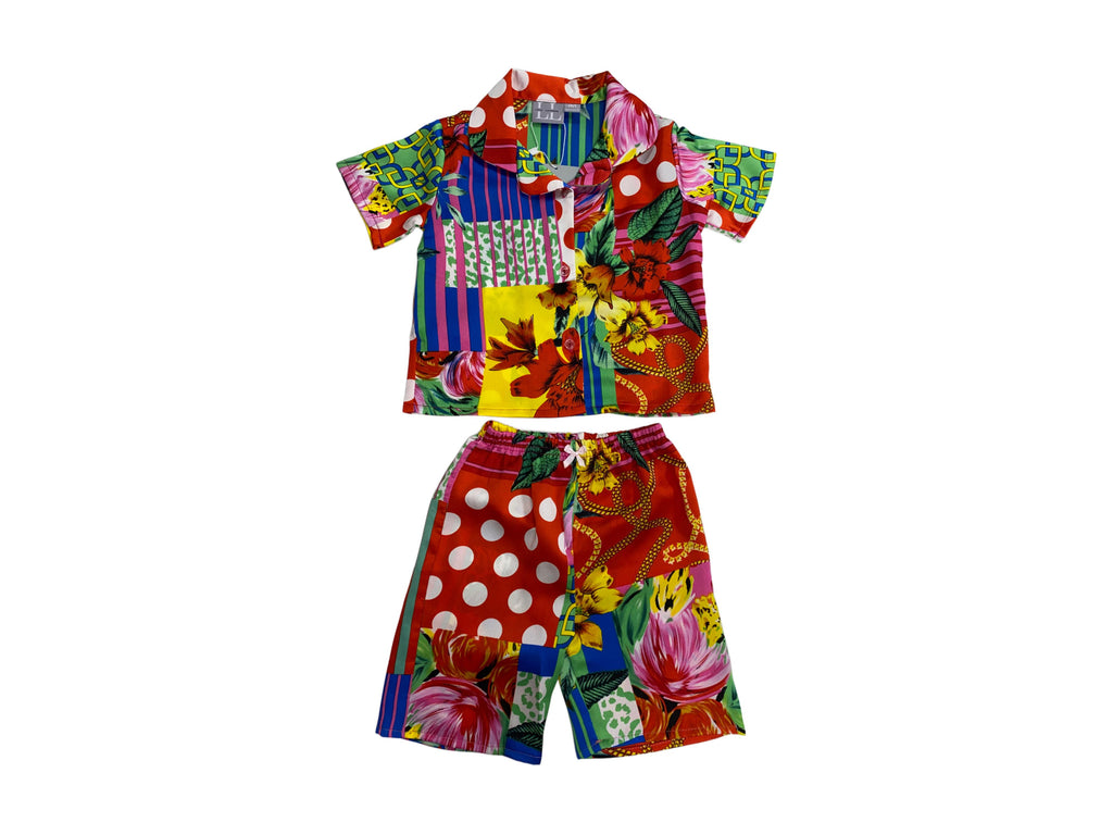 PIJAMA LUNARES Y FLORES