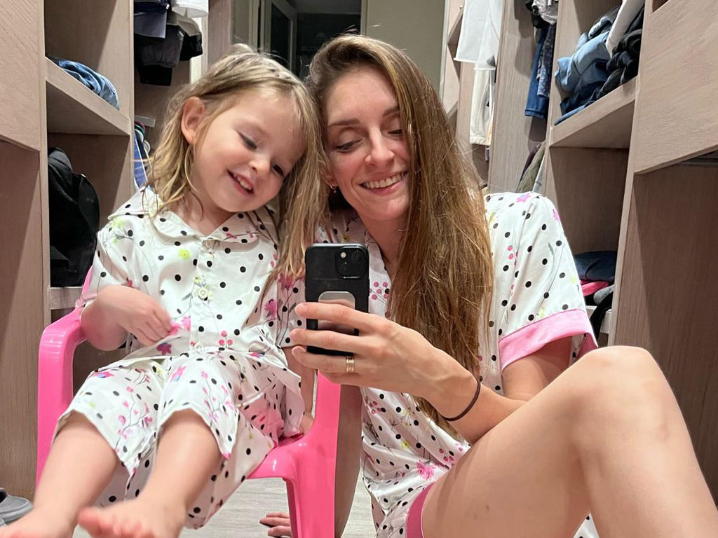 Lunares Mamá Short con Manga Corta